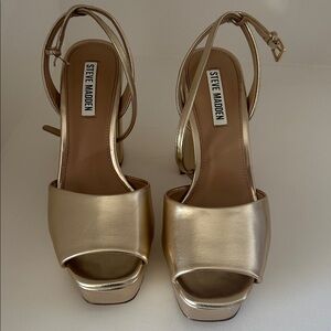 Steve Madden Lourdes Gold Platform Heels